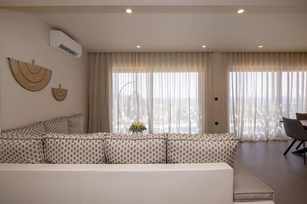 Pearl Suites And Villa Тинос Экстерьер фото