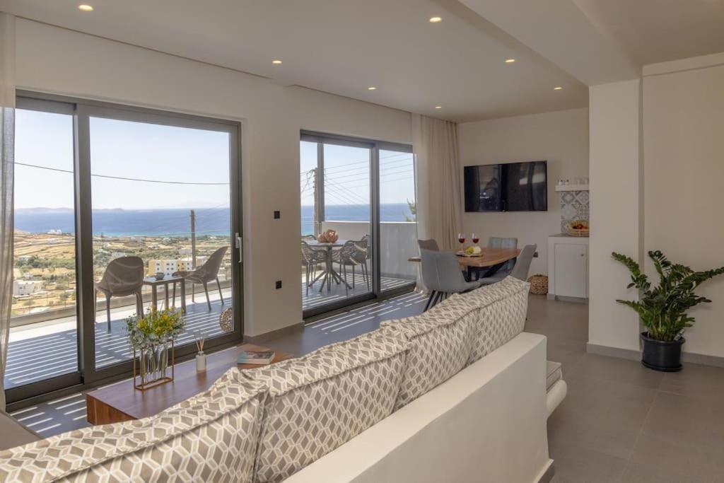 Pearl Suites And Villa Тинос Экстерьер фото