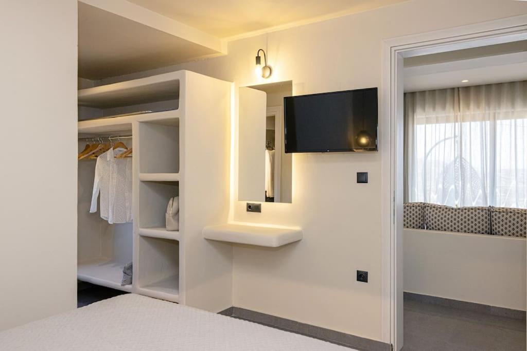 Pearl Suites And Villa Тинос Экстерьер фото