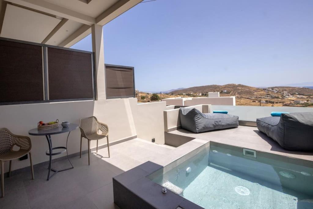 Pearl Suites And Villa Тинос Экстерьер фото