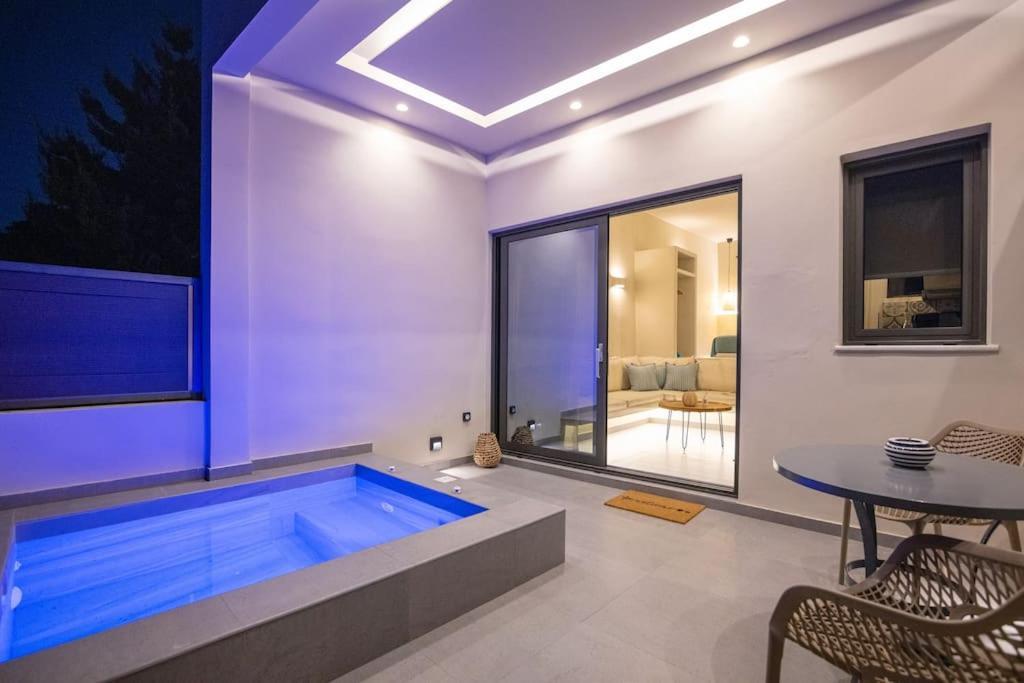 Pearl Suites And Villa Тинос Экстерьер фото