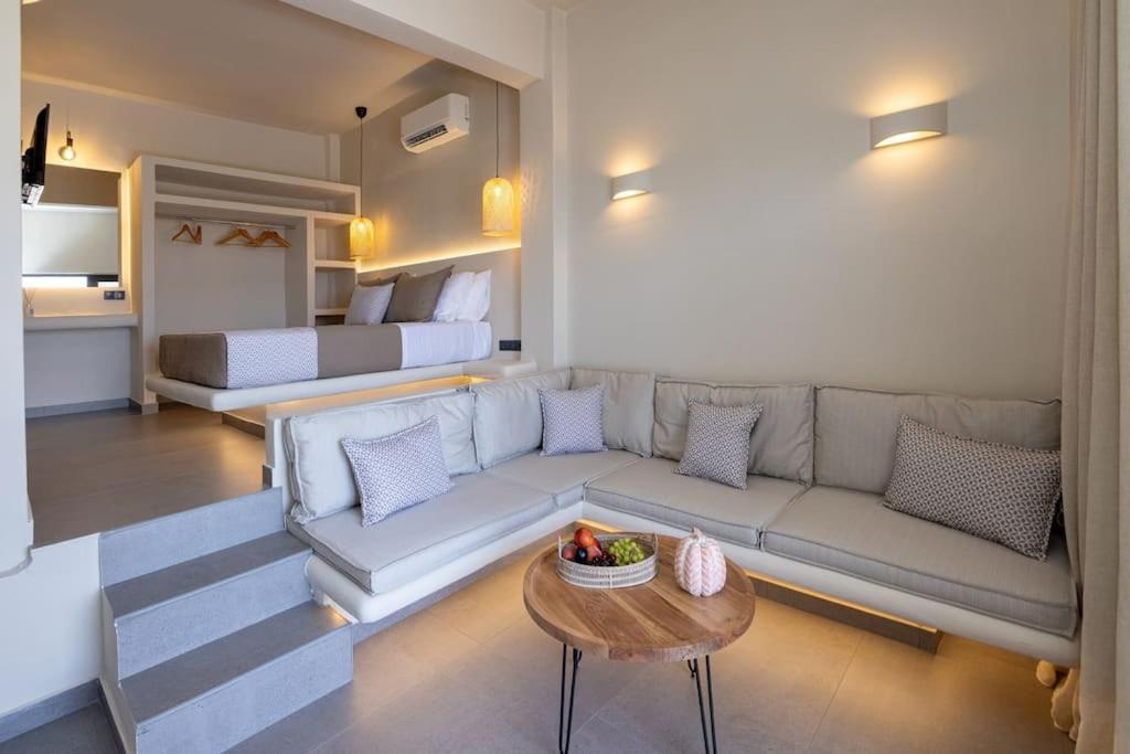 Pearl Suites And Villa Тинос Экстерьер фото
